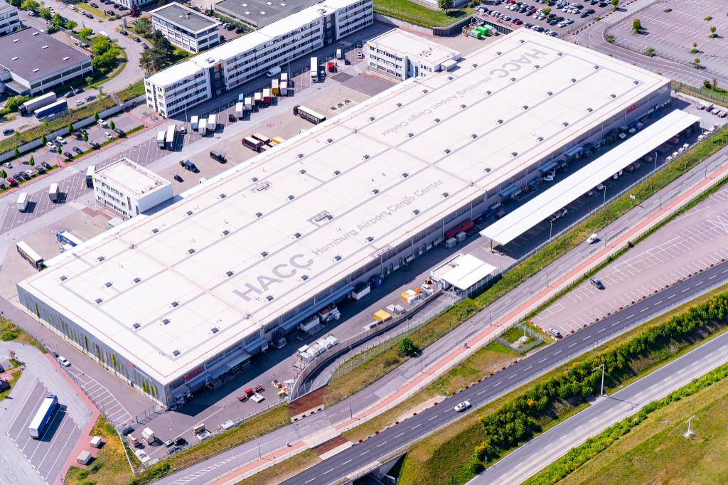 Luftaufnahme des Hamburg Airport Cargo Center (HACC)
